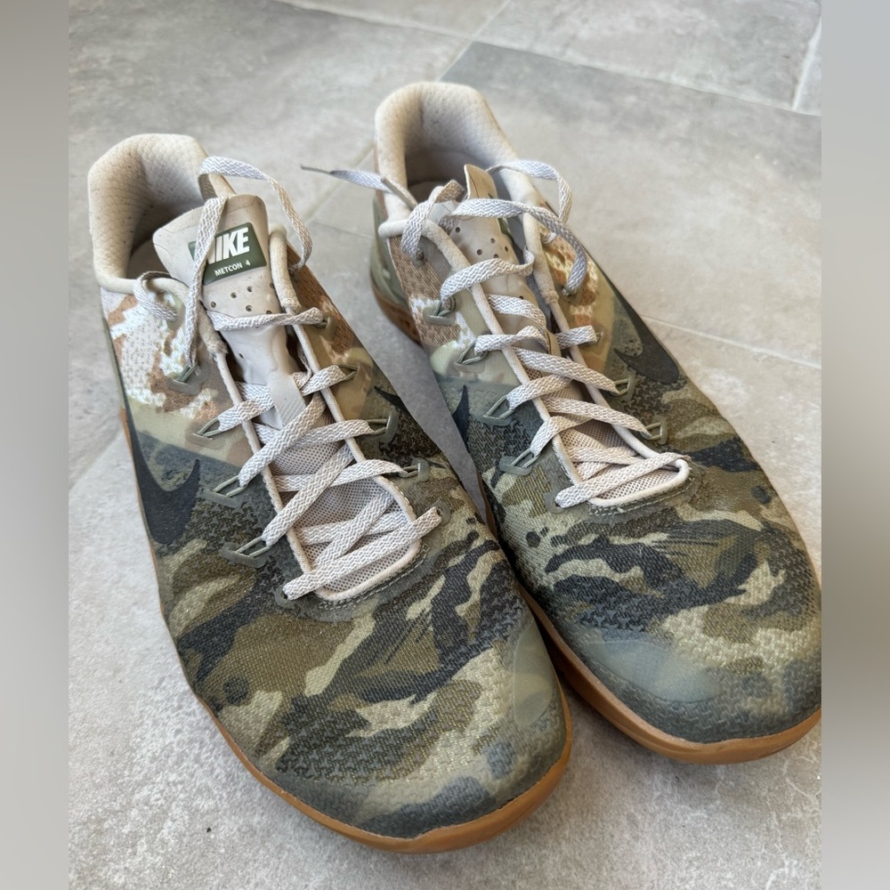 Nike Metcon 4 Men’s Camo Sneakers